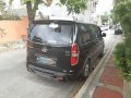 2nd Hand Hyundai Grand Starex 2011 Automatic Diesel for sale in Quezon City-4