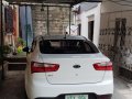 Selling White Kia Rio 2012 at 79000 km -0