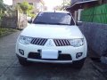 Sell 2nd Hand 2012 Mitsubishi Montero Automatic Diesel at 39000 km in Malolos-0