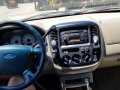 2nd Hand Ford Escape 2005 Automatic Gasoline for sale in Tudela-2