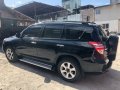 Selling 2nd Hand Toyota Rav4 in Quezon City-1