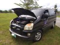 Selling 2nd Hand Hyundai Starex 2004 in Muntinlupa-1