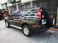 Selling Ford Everest 2009 at 79000 km in Manila-4