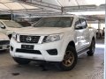 Selling 2nd Hand Nissan Navara 2016 in Makati-11