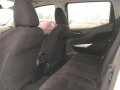 Selling 2nd Hand Nissan Navara 2016 in Makati-4