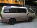 Selling 2nd Hand Toyota Hiace 1995 Automatic Diesel at 80000 km in Manila-4