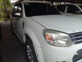 Selling Ford Everest 2015 Manual Gasoline in Quezon City-4