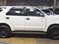 White 2016 Toyota Fortuner Diesel Automatic for sale in Quezon City -4