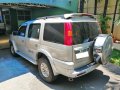 Selling Silver Ford Everest 2005 Manual Diesel in San Juan -4