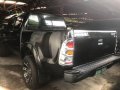 Black Toyota Hilux 2011 at 40000 km for sale-0