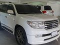 Selling 2nd Hand Toyota Land Cruiser 2012 Automatic Diesel at 50000 km in Quezon City-3