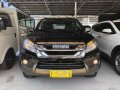 2nd Hand Isuzu Mu-X 2015 at 48000 km for sale in San Fernando-1