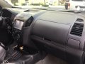 Sell 2nd Hand 2016 Isuzu D-Max Manual Diesel at 25000 km in Taguig-3