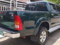 Sell 2nd Hand 2010 Toyota Hilux Automatic Diesel at 87000 km in Quezon City-2