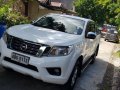 Selling 2nd Hand Nissan Navara 2015 in Quezon City-7