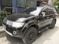 Selling Mitsubishi Montero 2012 Automatic Diesel in Las Piñas-1