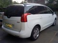 Selling 2nd Hand Peugeot 5008 in Makati-6