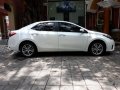 Pearl White Toyota Corolla Altis 2016 Automatic Gasoline for sale in San Juan-7