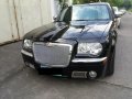 Selling 2nd Hand Chrysler 300C 2005 in Quezon City-2