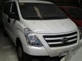 White Hyundai Grand Starex 2017 at 6000 km for sale in Makati-5