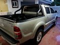 Sell 2nd Hand 2014 Toyota Hilux Manual Diesel at 60000 km in Makati-8