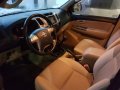 Sell 2nd Hand 2014 Toyota Hilux Manual Diesel at 60000 km in Makati-4