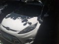 Selling White Ford Fiesta 2013 at 49000 km in Makati-3