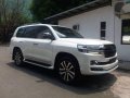 Selling Toyota Land Cruiser 2019 Automatic Diesel in Makati-8