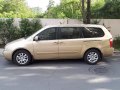Sell 2010 Kia Carnival Automatic Diesel in Pasig -1