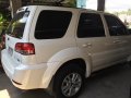 Sell White 2010 Ford Escape Automatic in Angeles -2