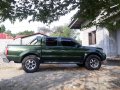 Green Nissan Frontier 2004 at 100000 km for sale -5