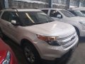 Selling White Ford Explorer 2015 Automatic Gasoline at 70000 km in Makati-2