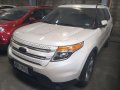 Selling White Ford Explorer 2015 Automatic Gasoline at 70000 km in Makati-3