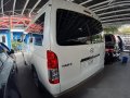 Sell White 2017 Toyota Hiace at 18000 km -0
