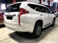 Sell White 2016 Mitsubishi Montero at 24000 km -3
