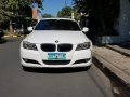 White Bmw 318I 2013 at 49000 km for sale in Parañaque-4