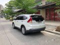 Selling White Honda Cr-V 2014 Automatic Gasoline at 41000 km -4