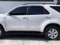 Selling White Toyota Fortuner 2011 Automatic Diesel -5