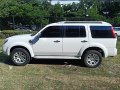 White Ford Everest 2013 Manual Diesel for sale in Manila-4