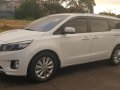 Sell White 2016 Kia Carnival Automatic Diesel-2