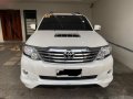 Selling Pearlwhite Toyota Fortuner 2015 in Manila-8