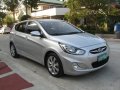 Selling Silver Hyundai Accent 2014 Hatchback Automatic Gasoline in Manila-6