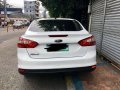 White Ford Focus 2013 at 58000 km for sale -3