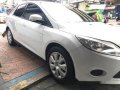 White Ford Focus 2013 at 58000 km for sale -6