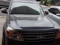 Selling Used Ford Everest 2013 at 10000 km -0