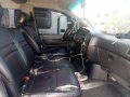Selling Hyundai Starex 2006 Van Automatic Diesel in Cainta-5