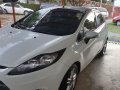 White 2013 Ford Fiesta Hatchback at 60000 km for sale -4