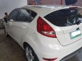 White 2013 Ford Fiesta Hatchback at 60000 km for sale -2