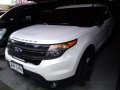 Sell White 2014 Ford Explorer Automatic Gasoline at 40195 km in Pasig-9