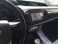 Selling 2nd Hand Toyota Hilux 2016 Automatic Diesel -5